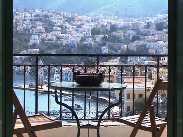 Andreas Apartments سيمي المظهر الخارجي الصورة