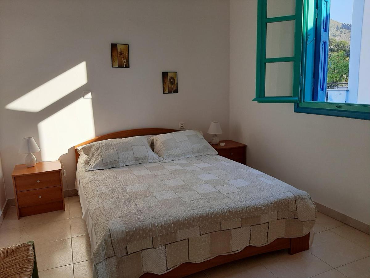 Andreas Apartments سيمي المظهر الخارجي الصورة